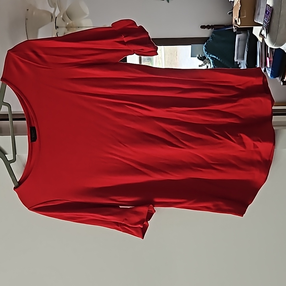Ann Taylor red Medium top with ruffle sleeves feminine cut and rounded bottom